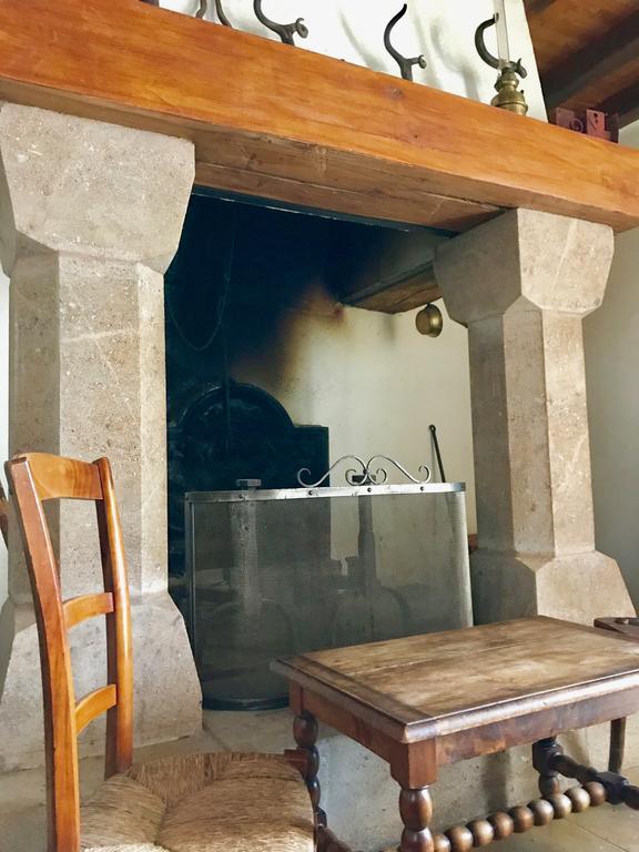 La Petite Maison Des Artistes Castelnau-Pégayrols Zimmer foto